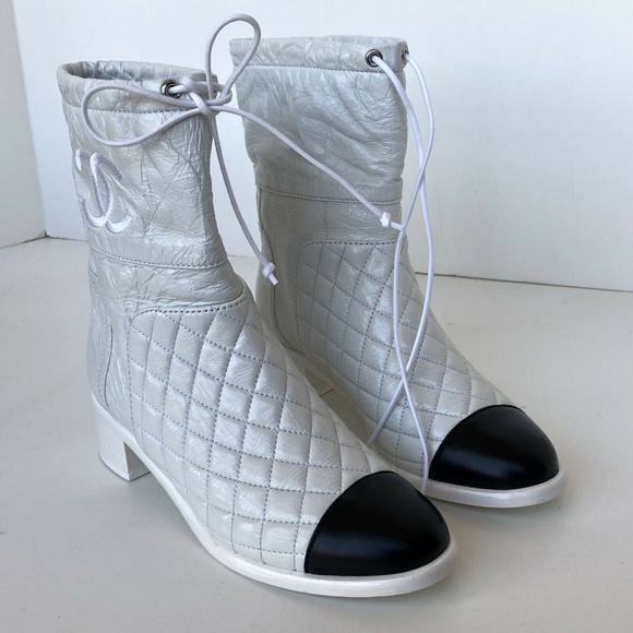 Chanel Crumpled Calfskin Cap Toe Short Boots - Picture 2 of 8